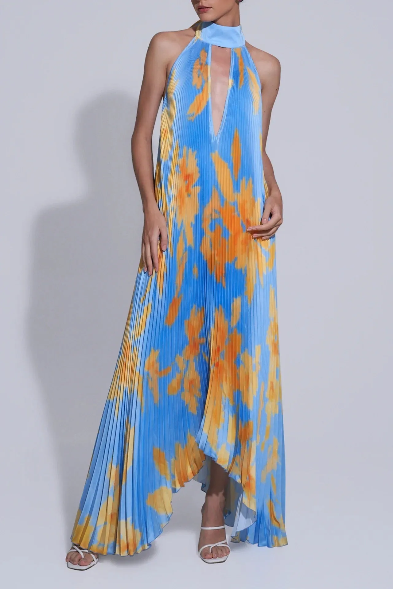 Aurelia™️ Halter Neck Maxi Dress