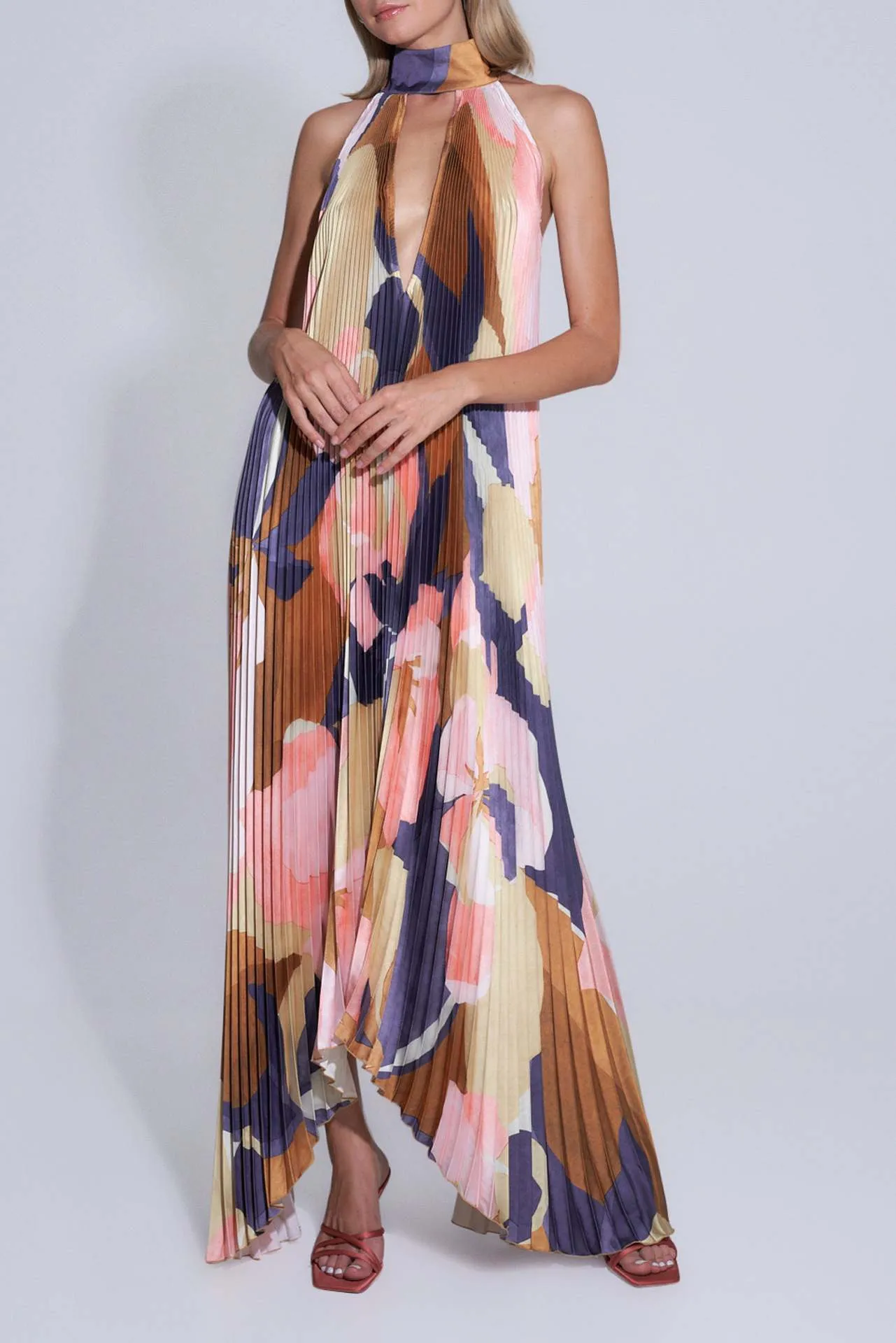 Aurelia™️ Halter Neck Maxi Dress