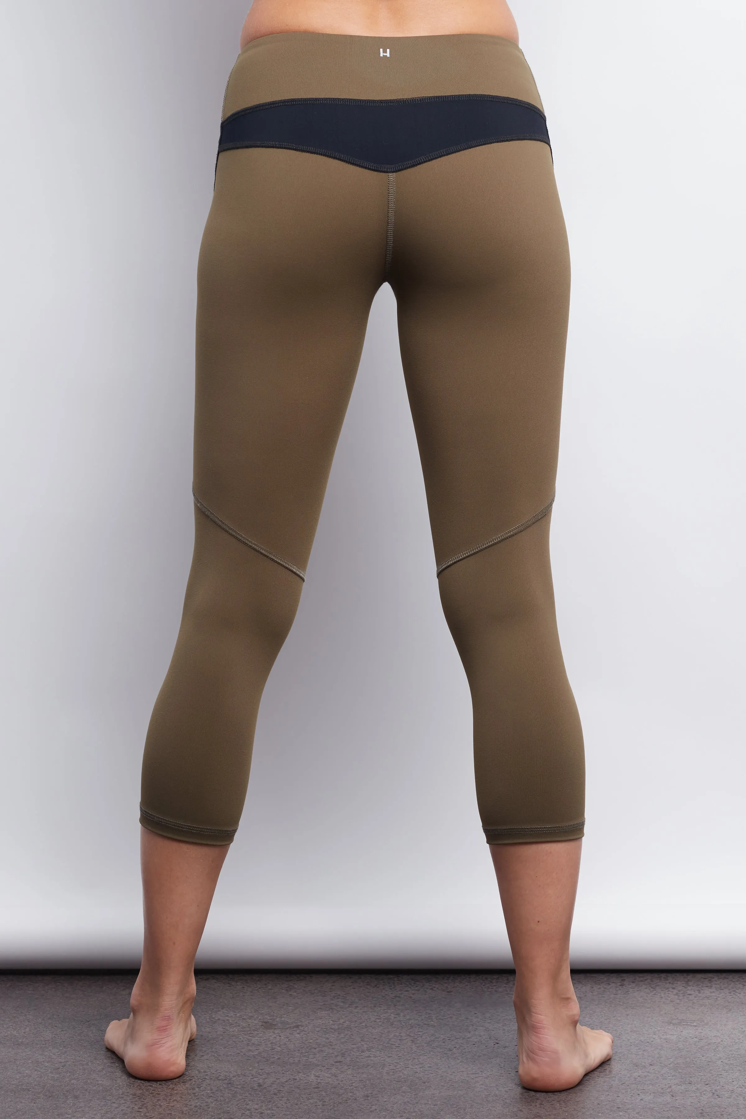 Black/Olive Two-Tone Crop Legging