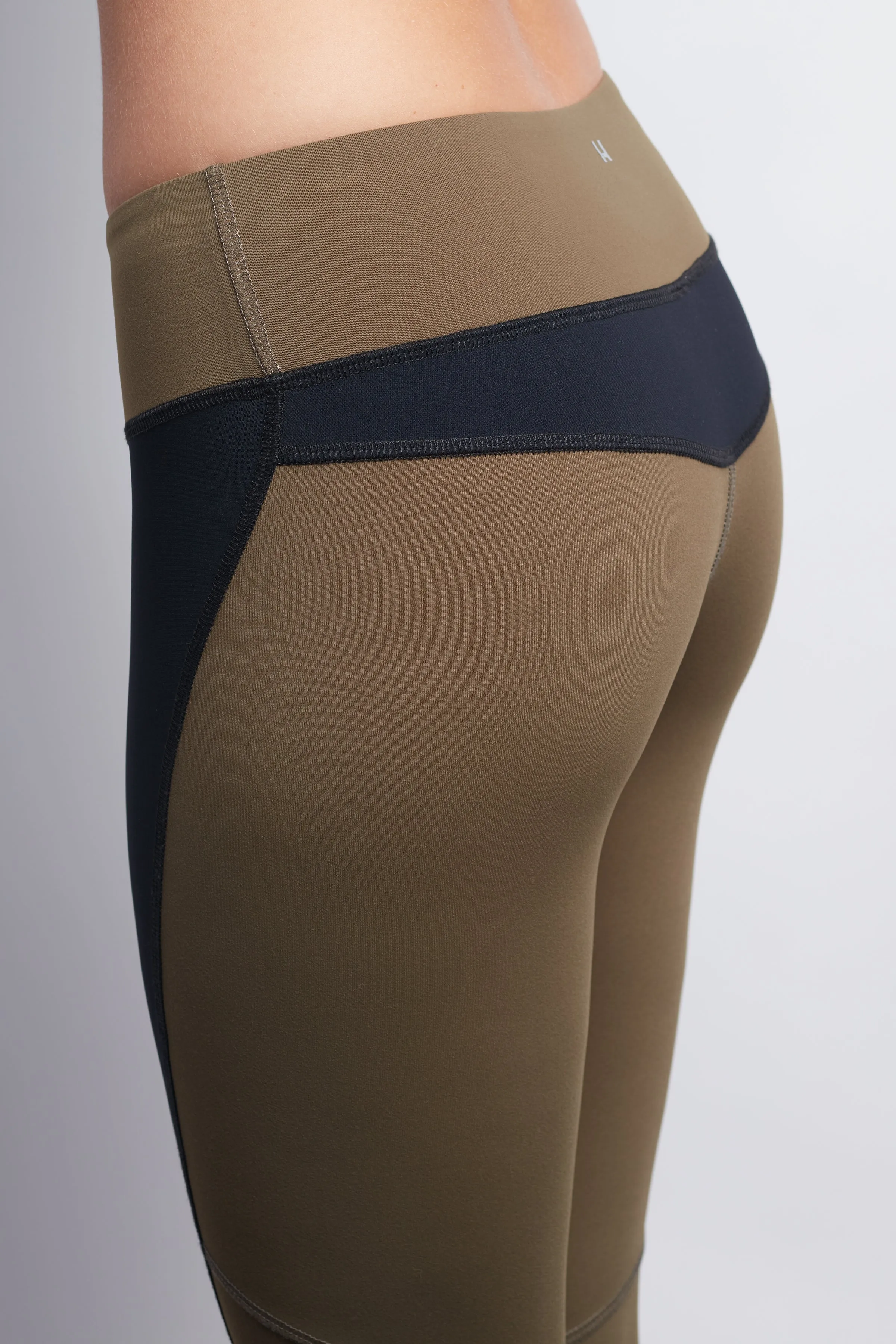 Black/Olive Two-Tone Crop Legging