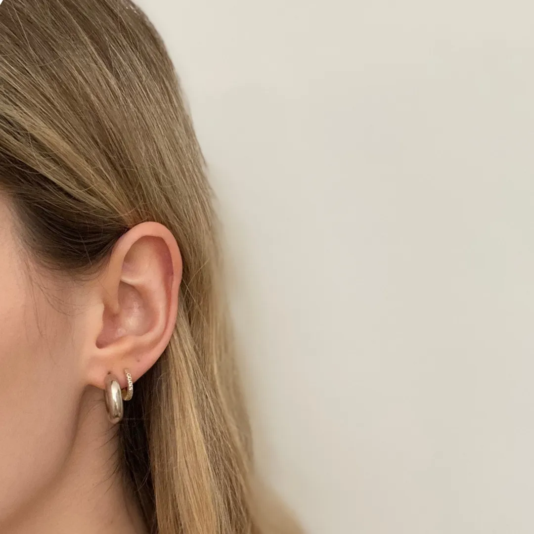 Chunky Small Silver Hoops (Butterfly   Post)