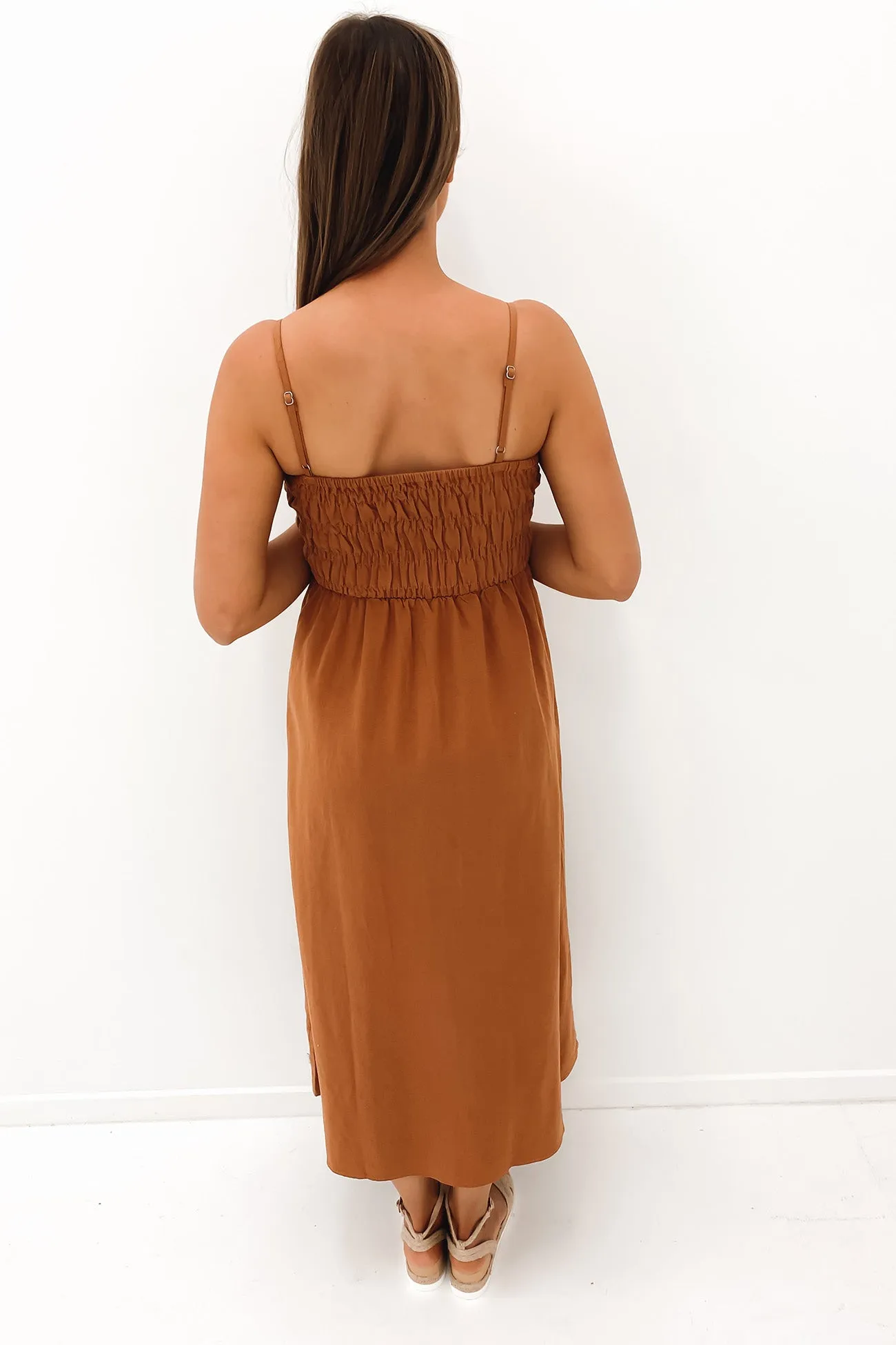 Classic Shirred Midi Dress Caramel