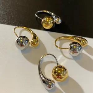Drop it | Two Toned Hoop Earrings