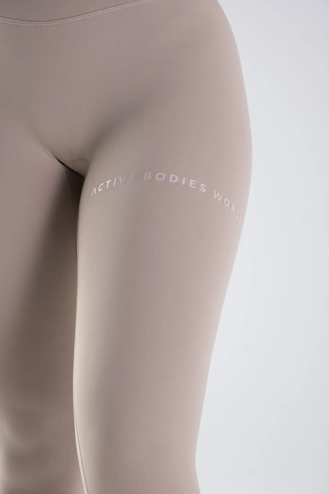 Essential Leggings - Taupe