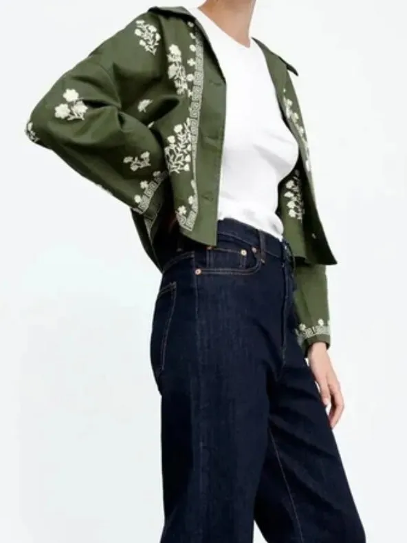 Green flowers embroidery light jacket