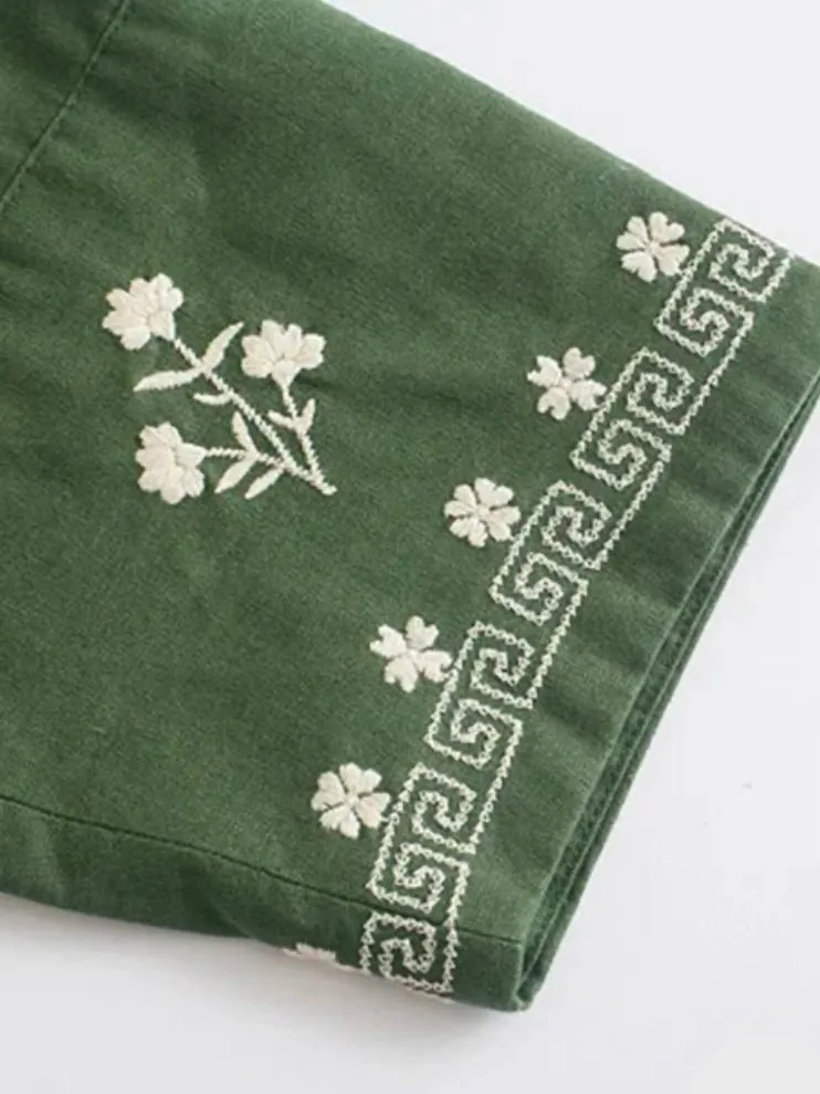 Green flowers embroidery light jacket
