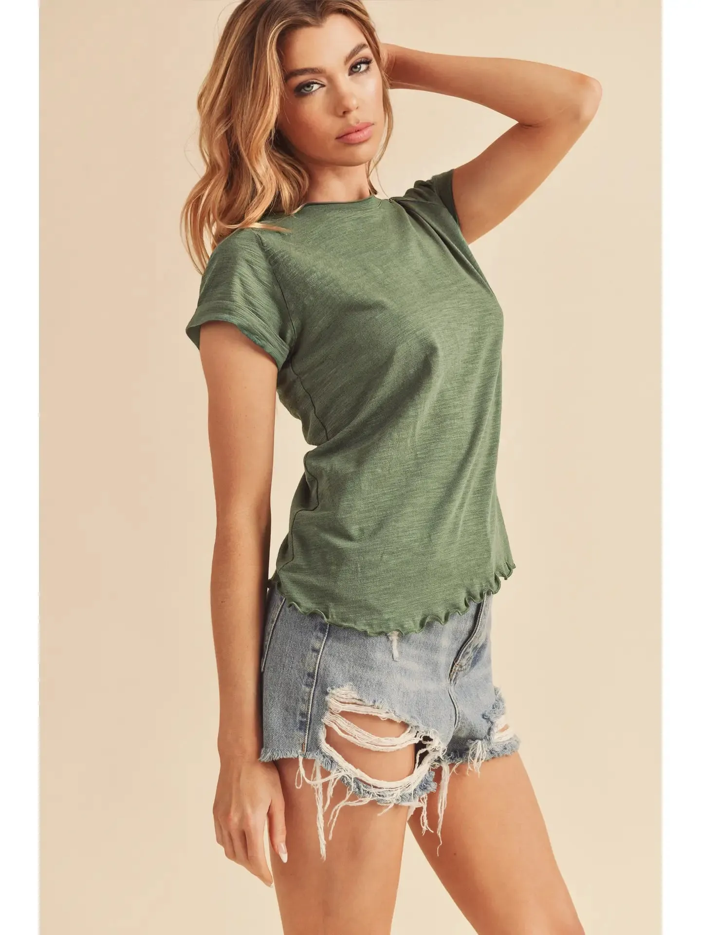 Gwen Tee
