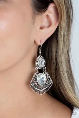 Paparazzi Earring ~ Royal Remix - White
