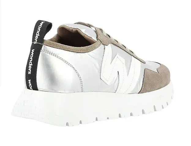 Slip On Sneaker